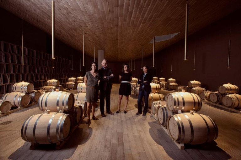 184897_247932678667196_131690161_n