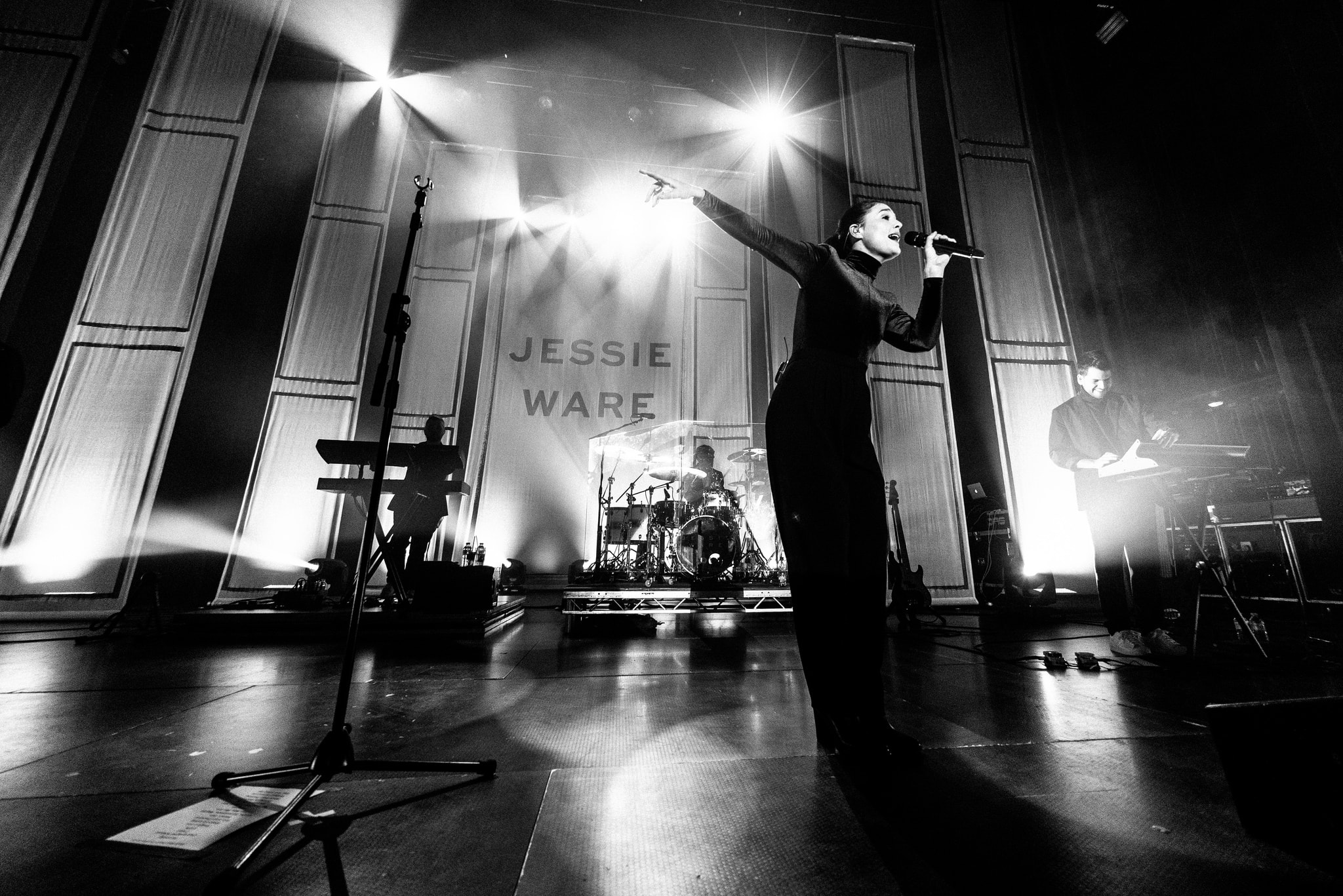 The Modern, AltPop Perspective