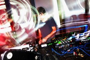 14668535524_a282740dba_z