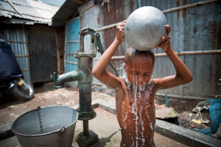 ACCESS TO WATER AND SANITATION IN DEVELOPING COUNTRIES