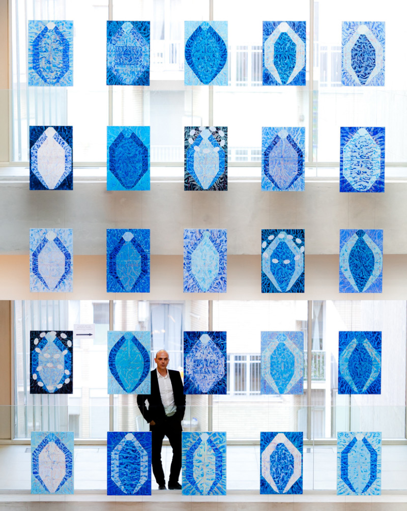 "20 minerali blu" 2000, installazione aerea, at Universita' Bocconi ,2012 Milano.foto by paolo tonato. IMG_1894