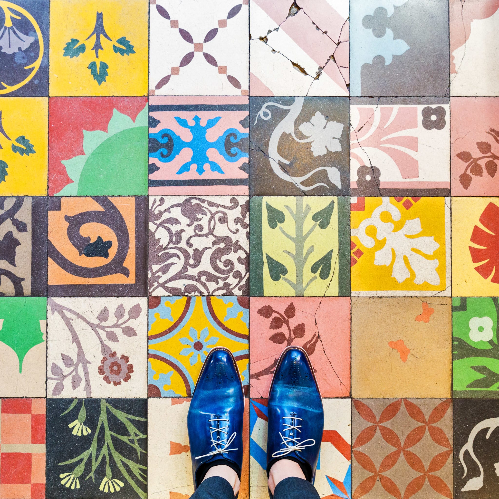 Walking in the shoes of Sebastian Erras in Paris