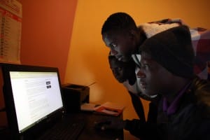 First telemedecine app for migrants Sicilia_Emergenza_Sorrisi01-1 foto Luca Catalano Gonzaga