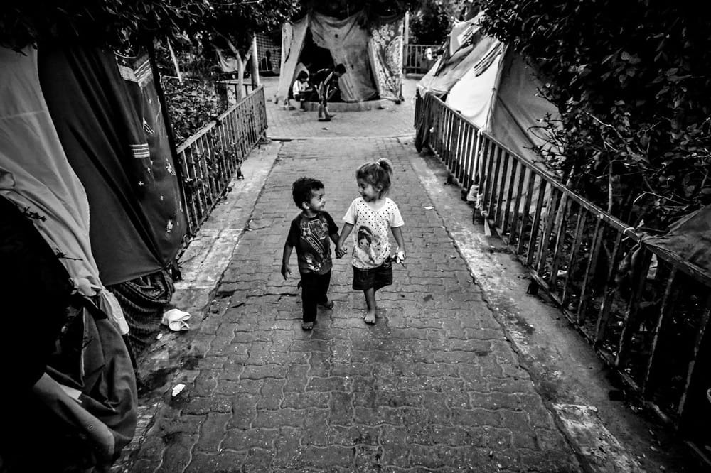 02bbb9e042fde63a1d1e0ee0502a79cb-large