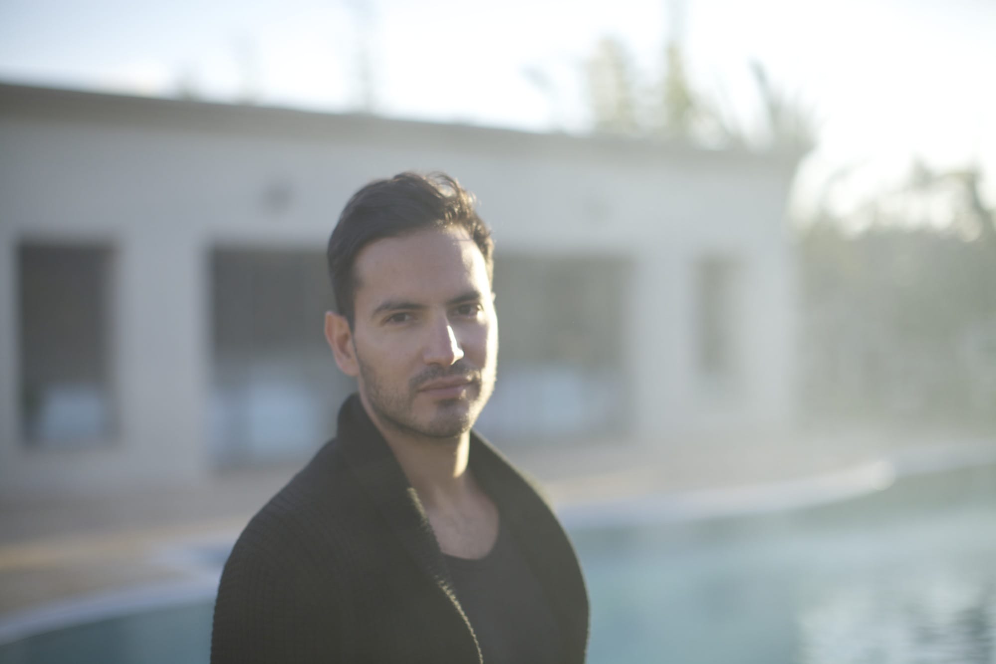 AUTHOREA: A Startup for Scientists to Share and Advance Research