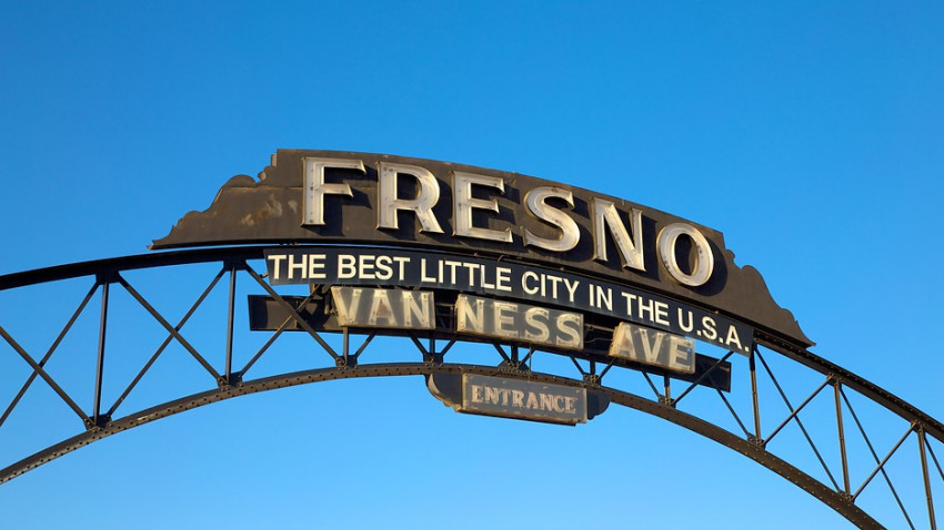 Fresno-california-sign-van-ness-avenue 