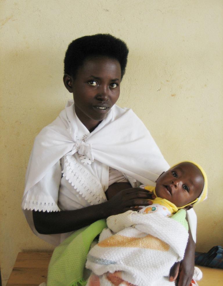 2006_Rwanda (Siri Wood).JPG Ayzh