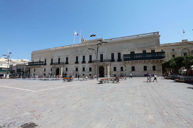 800px-Sudika_Valletta_Grandmasters_Palace