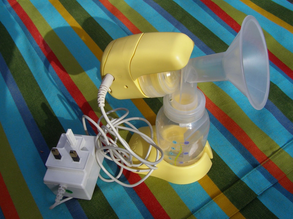 Breast pump