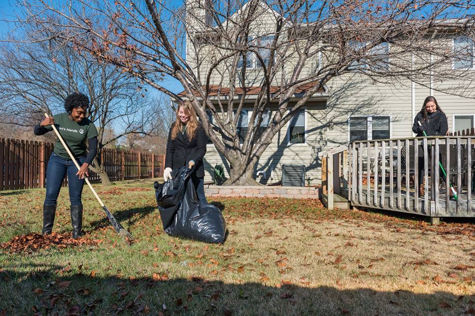Chronic Illness with Sarah LaFave, founder of Lori’s Hands