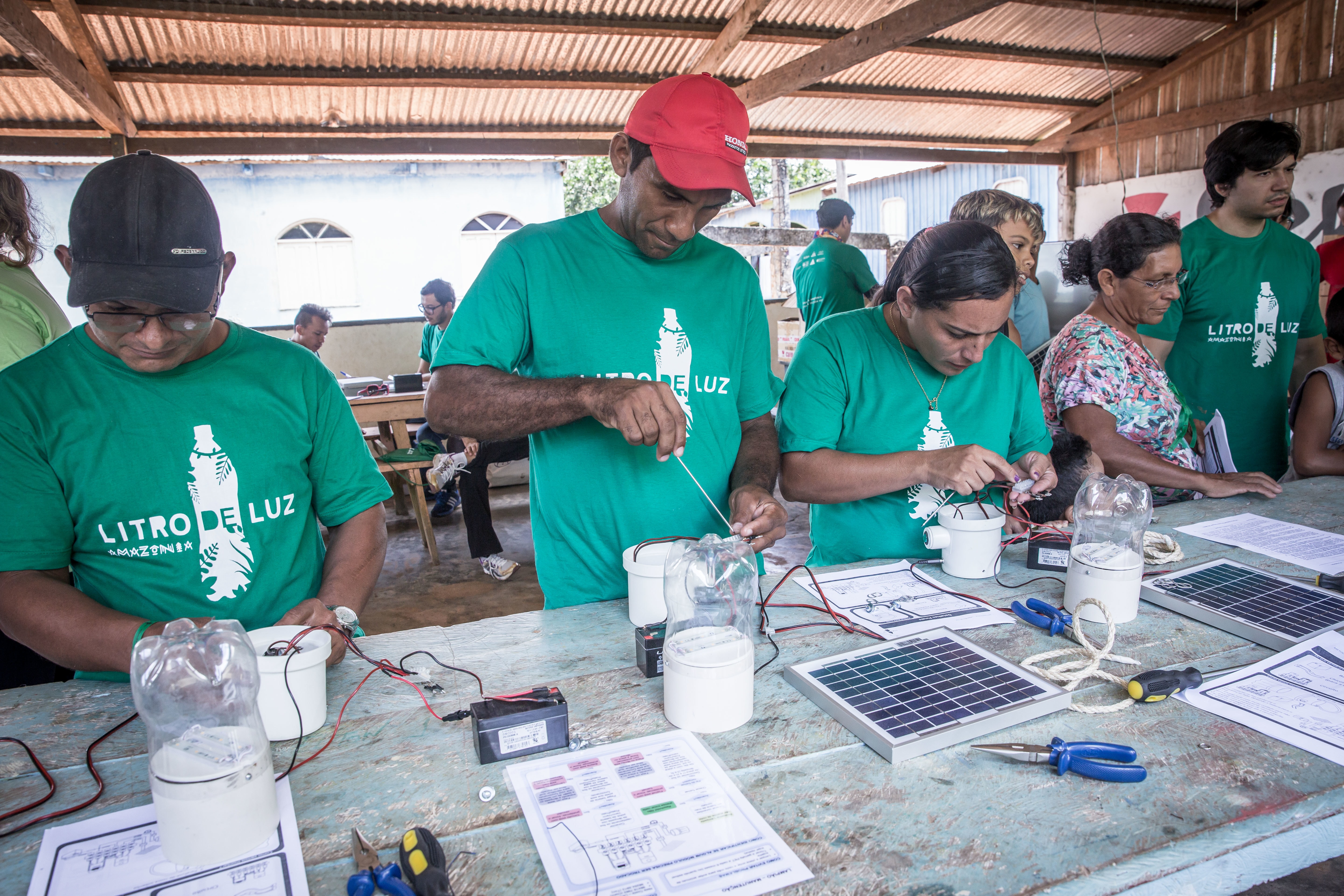 Bruna Arcangelo - Liter of Light 2017-82