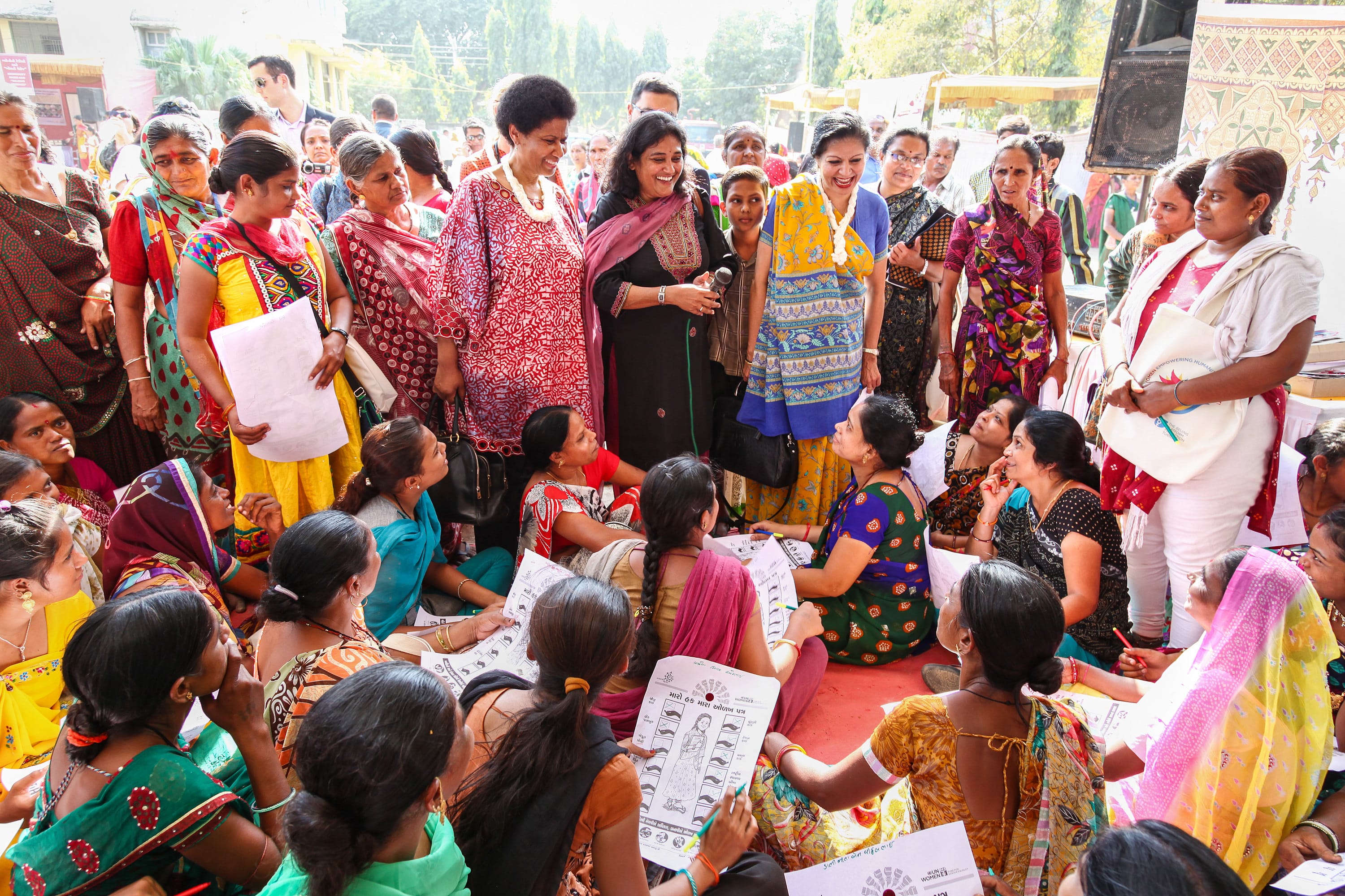 Ms. Mlambo-Ngcuka visits an Info Mela (Fair) in Shihore, Gujrat.