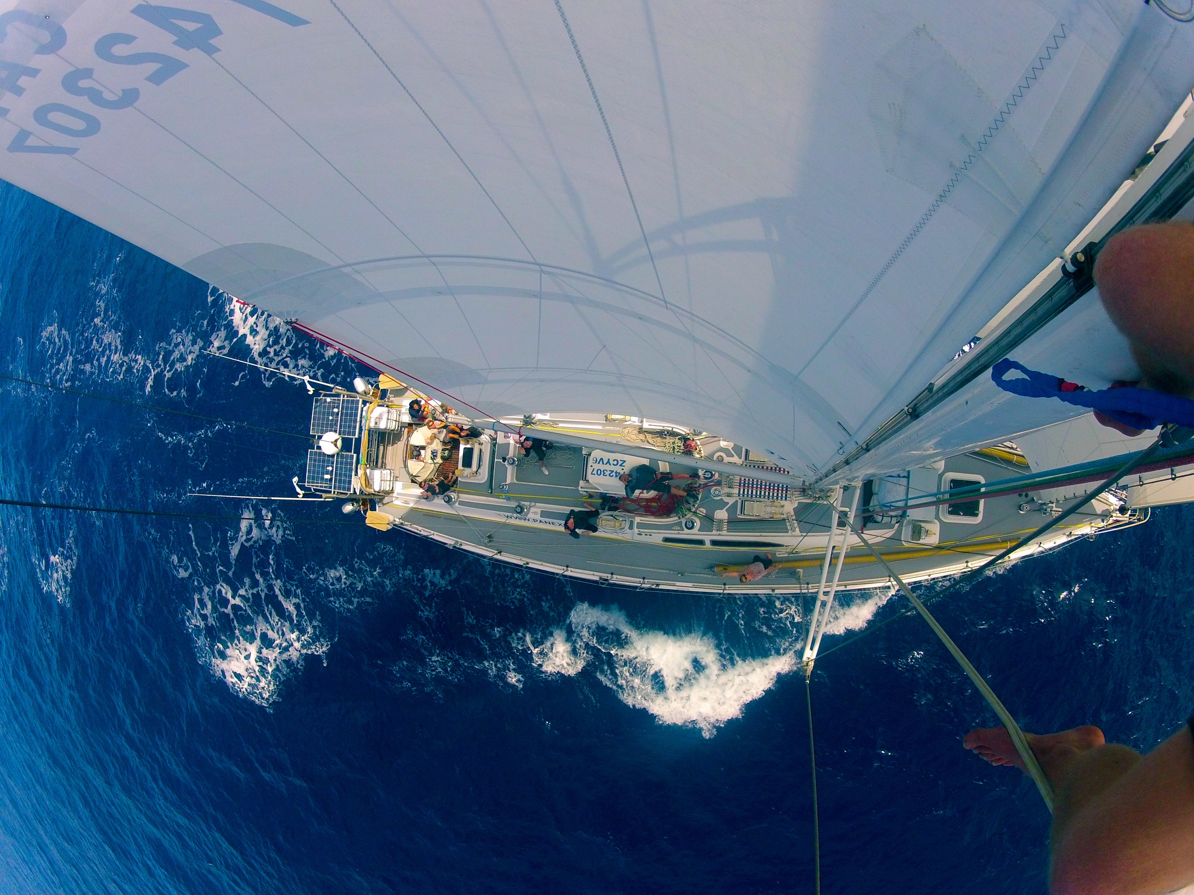 Sailing to Discover our Plastic Oceans