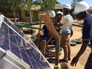 Solar power jobs (c) World Policy Institute_1