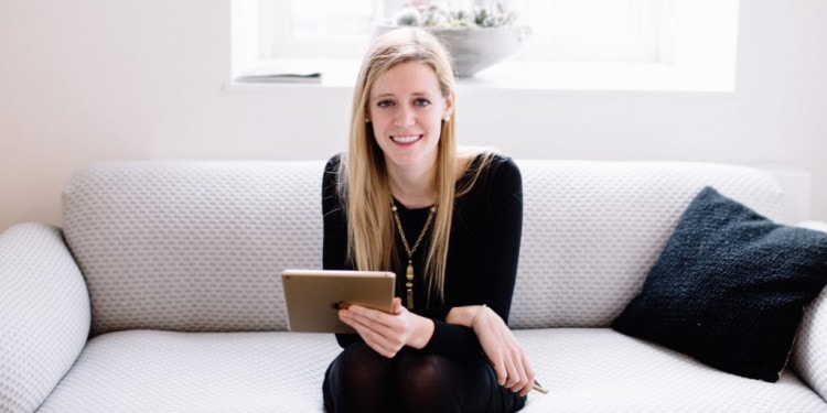 Polis, the door-to-door app.