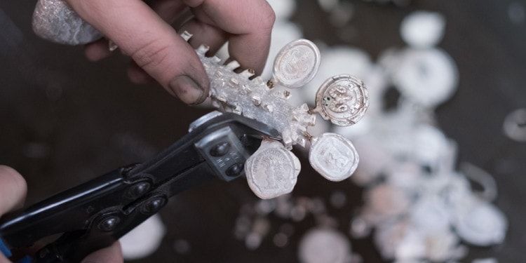 Pyrrha: meaningful jewelry, produced ethically