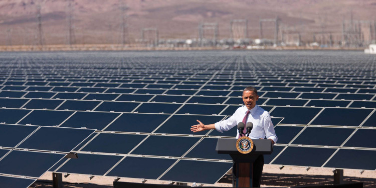President Barack Obama delivers remarks on energy after a tour of a Solar Panel Field at the Copper Mountain Solar 1 Facility, the largest photovoltaic plant operating in the country with nearly one million solar panels powering 17,000 homes, in Boulder City, Nevada, March 21, 2012. (Official White House Photo by Lawrence Jackson)