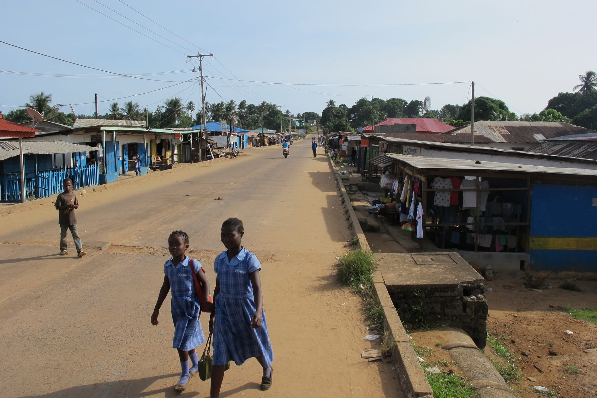 The Challenge of Universal Education: The Bridge Model and How it Works