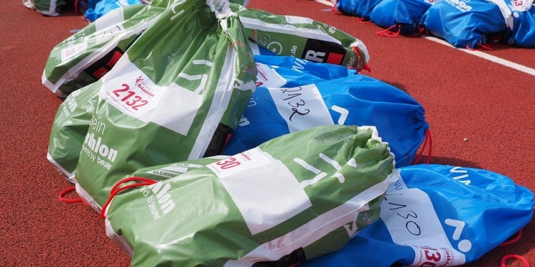 The Microplastics We Drink, the Air Pollutants We Breathe: How Dangerous Are They?