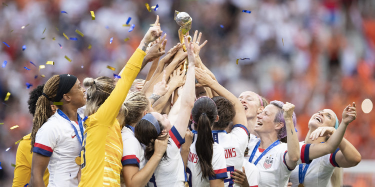 USNWT players celebrate with the FIFA 2019 Women's World Cup