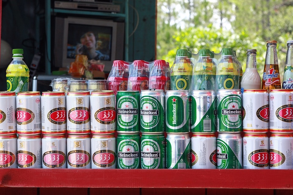 Plastic vs Aluminum: an all out war