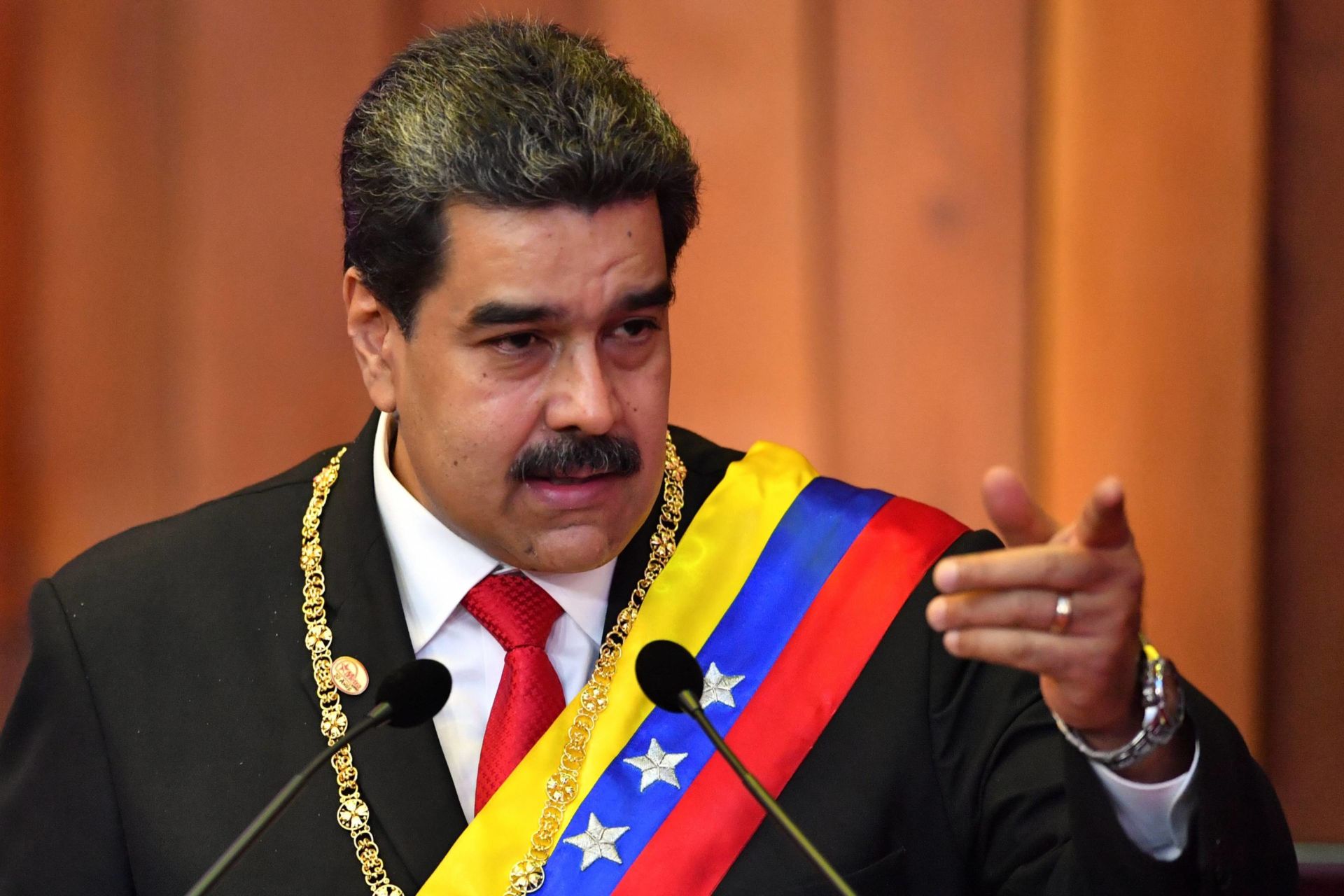 Maduro “tries” to heal Venezuela’s economy with new policies