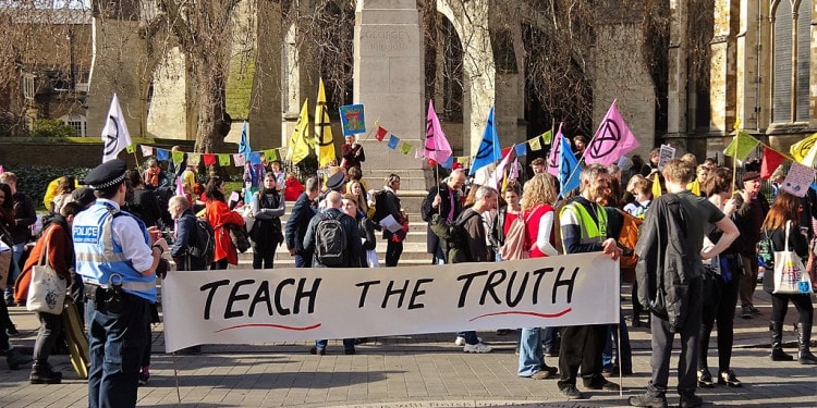 Sucking Up to Business is a Certain Path to Ecological Collapse