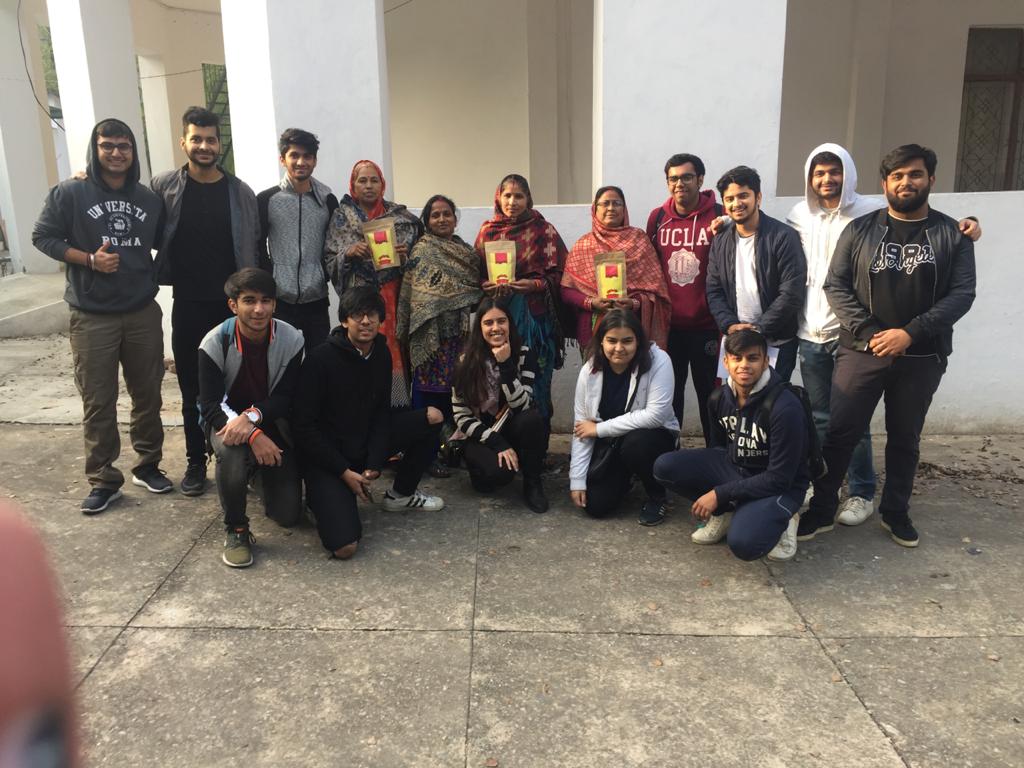 EA members and some of the women entrepreneurs ffrom Project Utkarsh