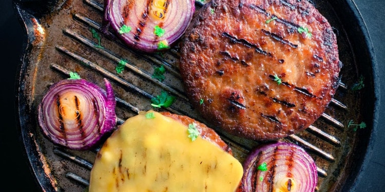 A LikeMeat burger. Photo by LikeMeat, photographer Lin Tscherning