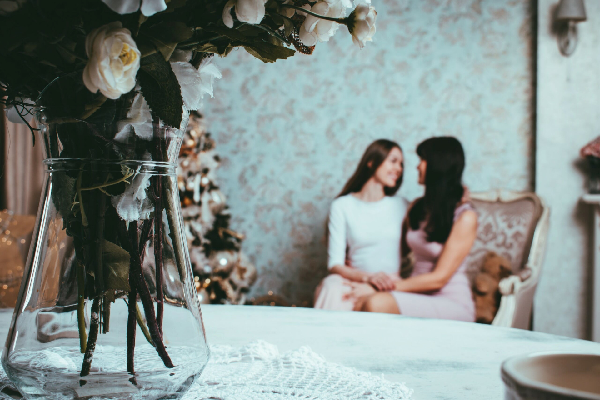Women at wedding
