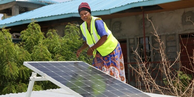 Energy Access: Refugees Need Practical Solutions – And Policy Action