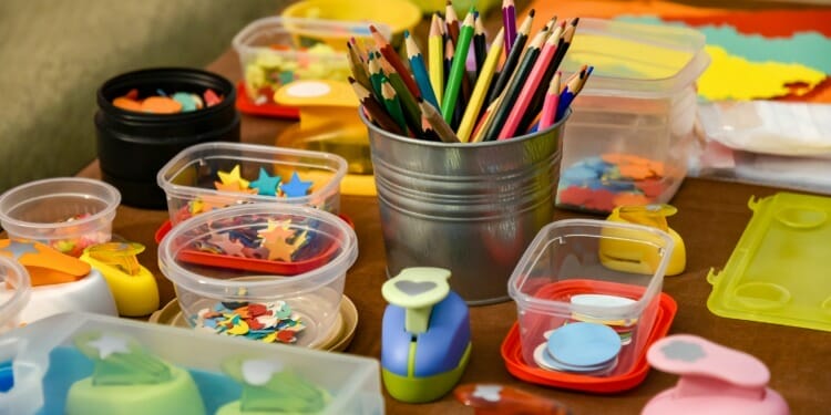 8 Ways to Reuse Plastic Containers