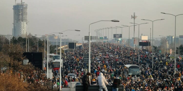 Protesters gathering to block roads and demand change in Serbia. Featured Photo Credit: Marko Risović / Kamerades. See more of the photographer’s work on his instagram page.