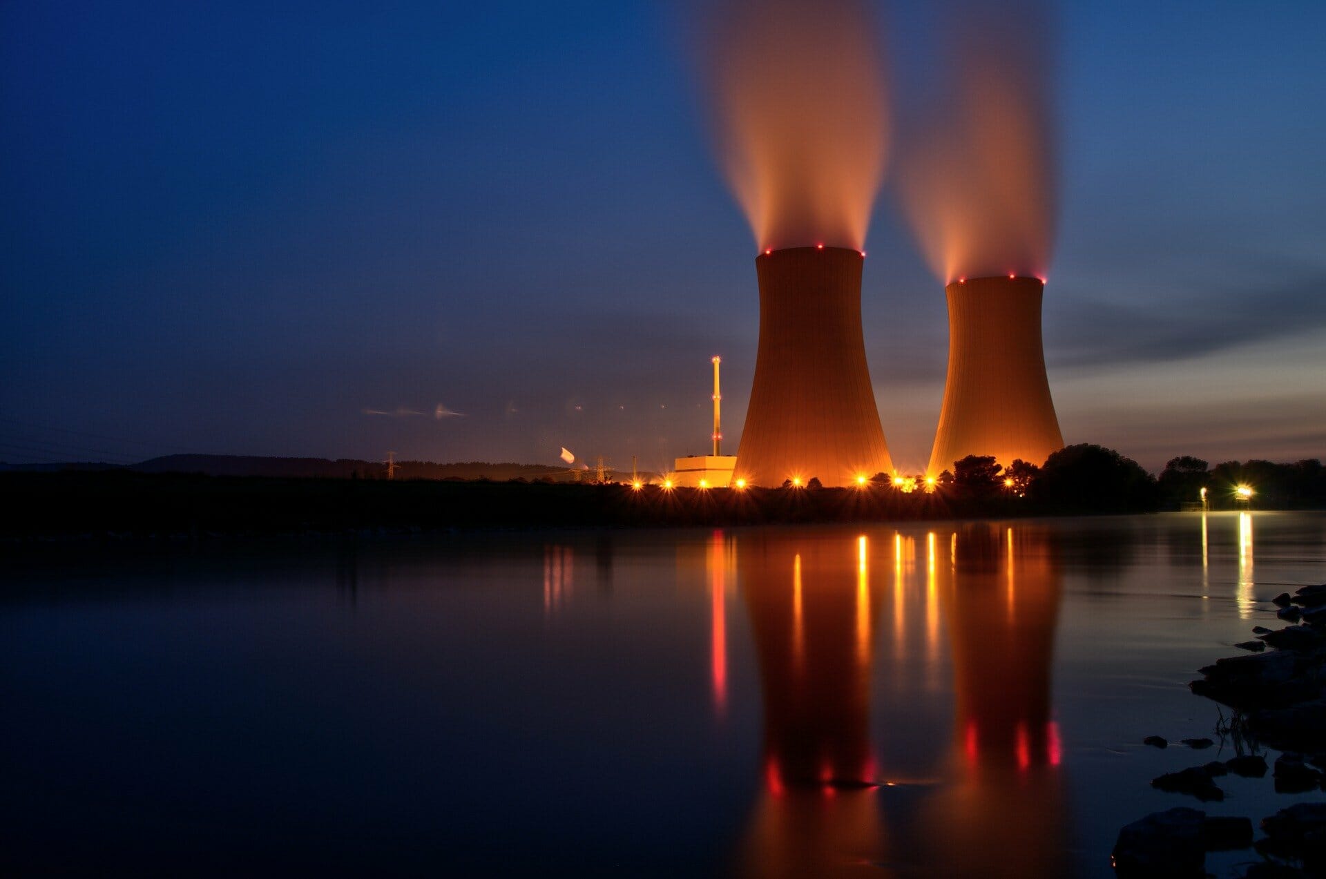 Gas and Nuclear Energy: How Sustainable?