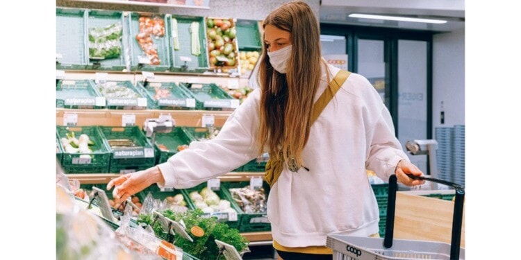 The Smart Shopper’s Hacks for Eco-friendly Grocery Shopping