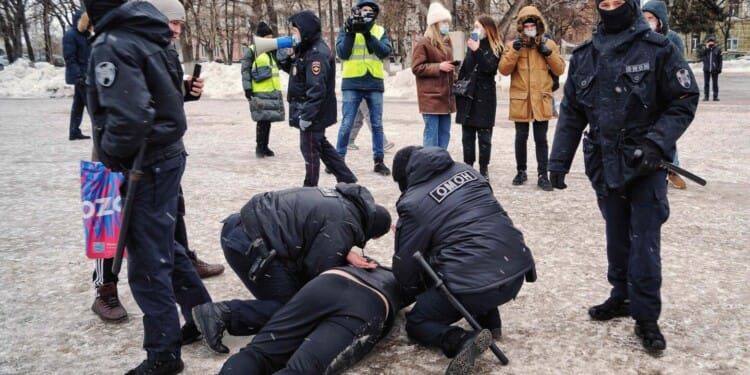 Young Russians Against the Ukraine War