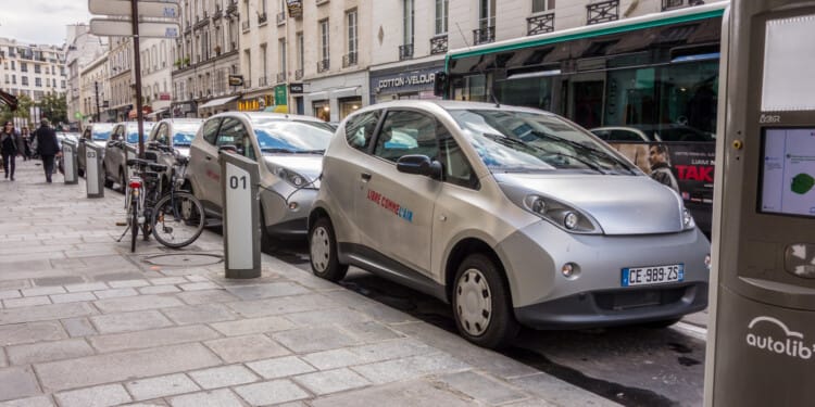 World’s Electric Vehicle Fleet Will Soon Surpass 20 Million