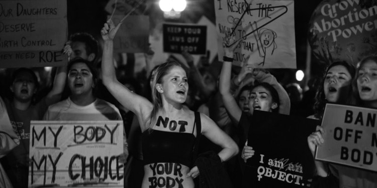 Roe v. Wade Overturned in Preliminary Vote by US Supreme Court, Leaked Document Reveals