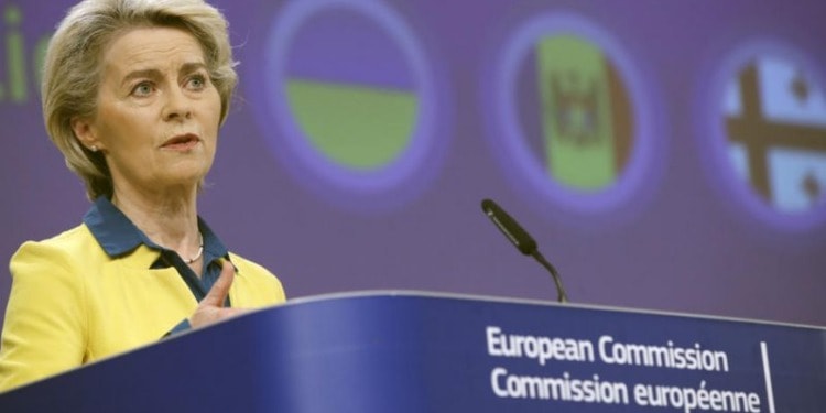 Ukraine And Moldova Win Initial EU Recommendation for Membership