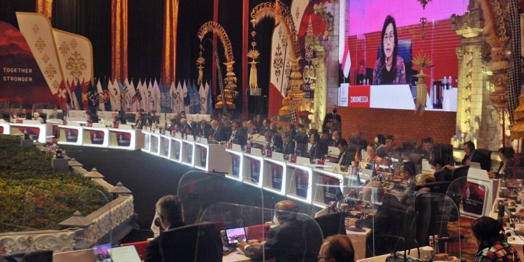 IMF Warns of Impending Global Crisis