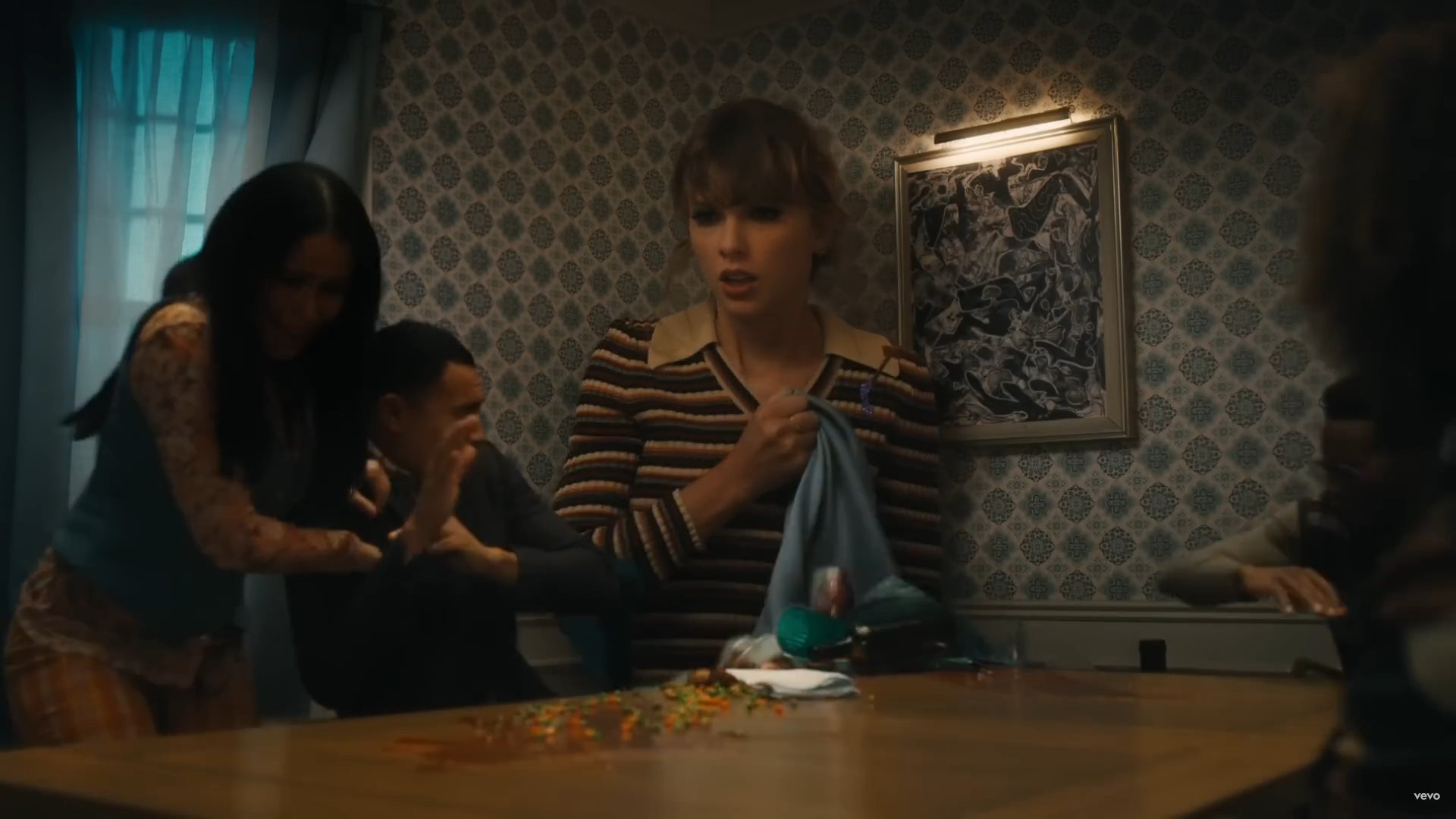 Taylor Swift’s ‘Midnights’: A Swiftie’s First Listen