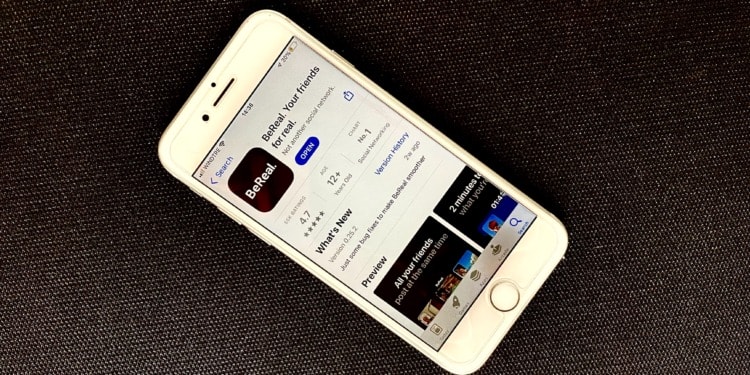 Why Is it so Difficult to Delete a BeReal and Other Social Media Content?