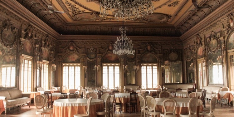 An empty ballroom, meant to resemble the party in the EU metaverse