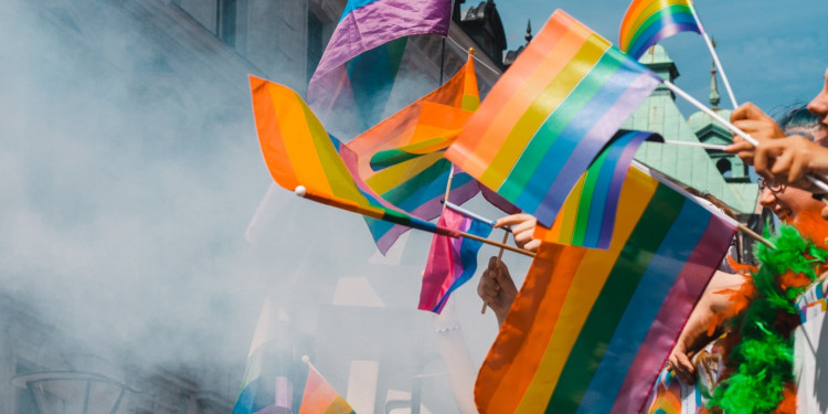 Russia passes anti - LGBTQ law
