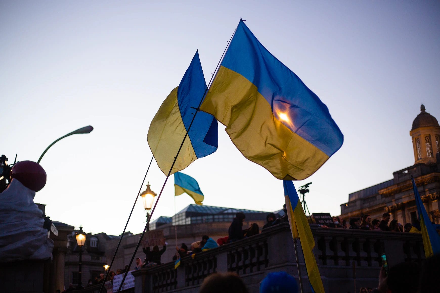 Ukraine protest Russia West