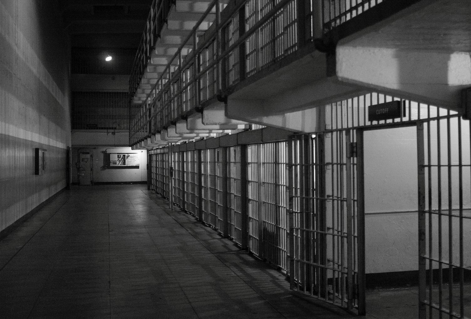 Should We Let Prisoners Die of Heat?