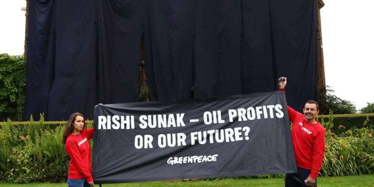 Is Targeting Politicians’ Private Homes the Right Strategy for Climate Activists?