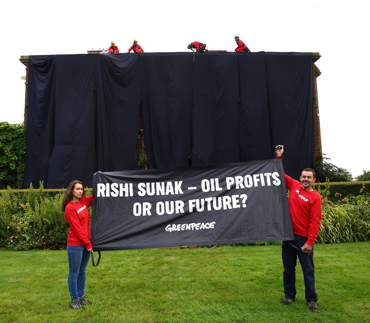 Is Targeting Politicians’ Private Homes the Right Strategy for Climate Activists?