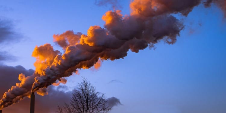 Only 26% of Most Polluting Companies Aligned With Paris Agreement Goals, Investors Say