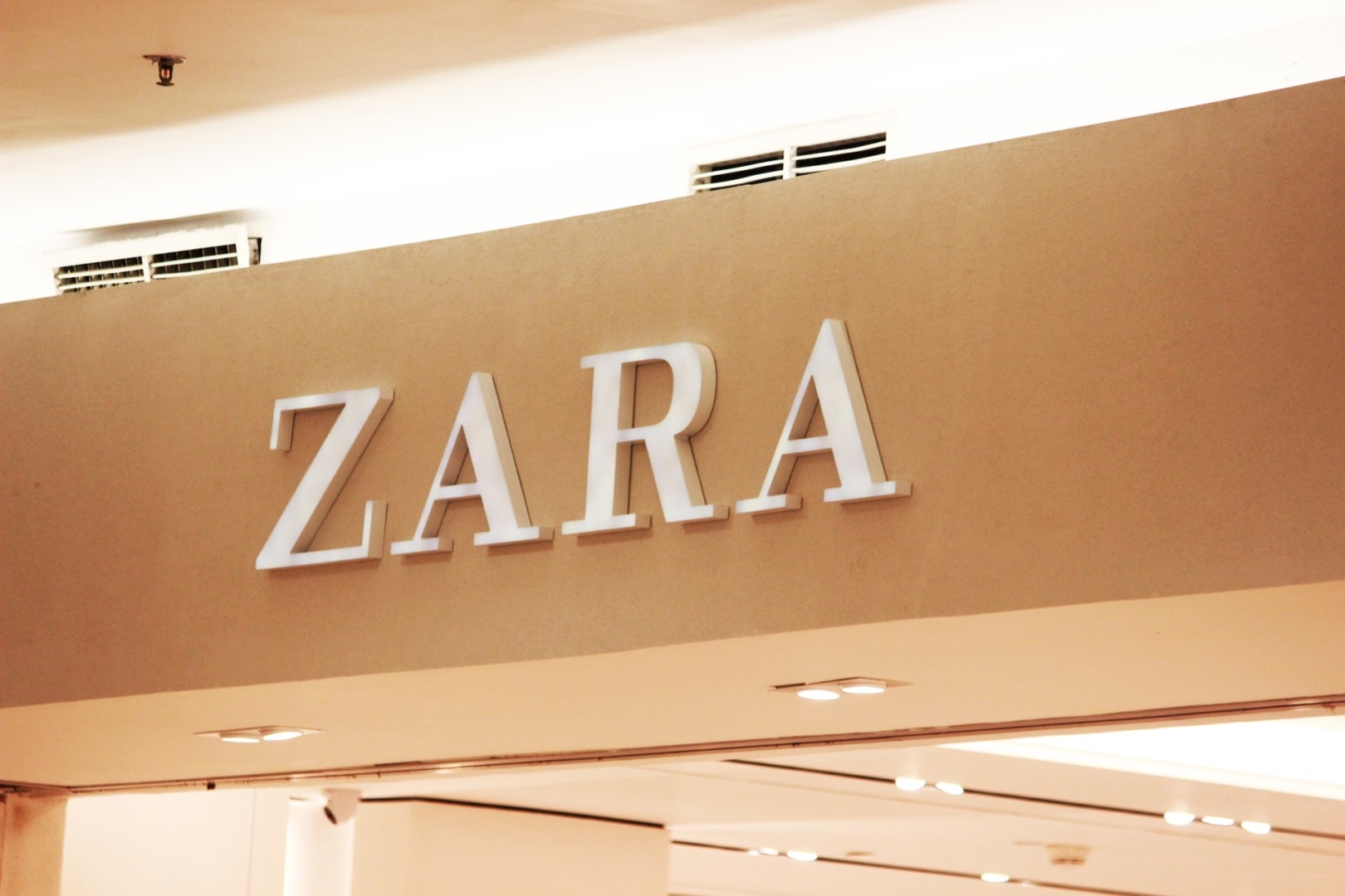 The sign on a Zara store.